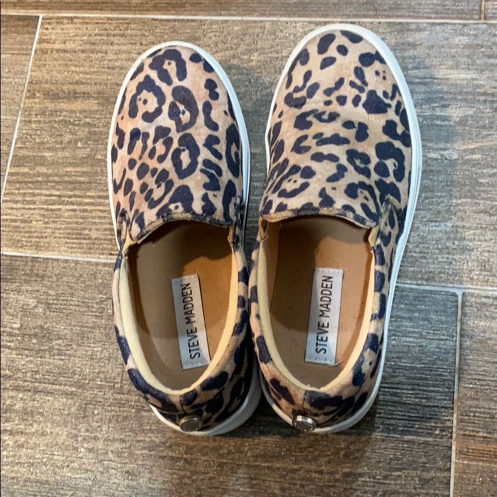 Steve Madden gills leopard print